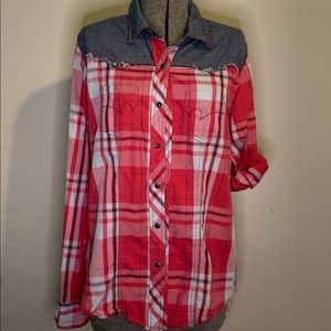 Cruel Large western snap button down front plaid shirt.